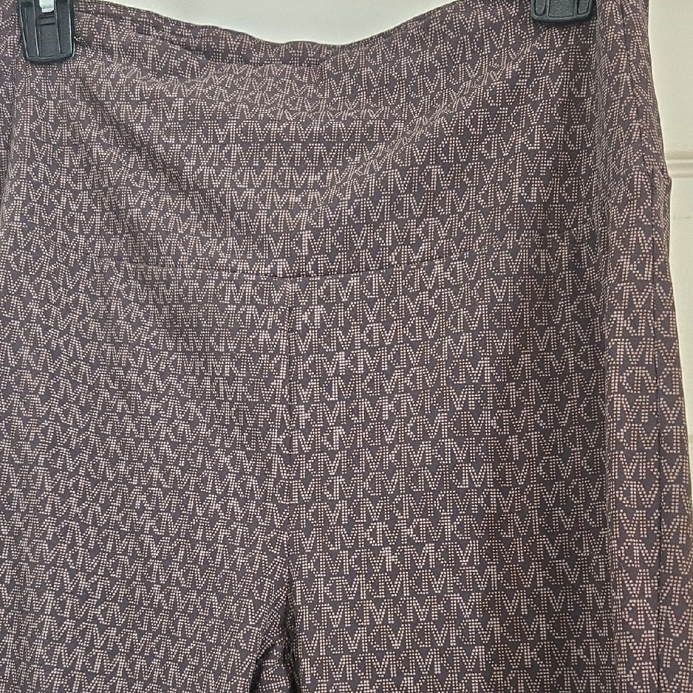 Michael Kors Patterned leggins with Monogram Design. Size M
